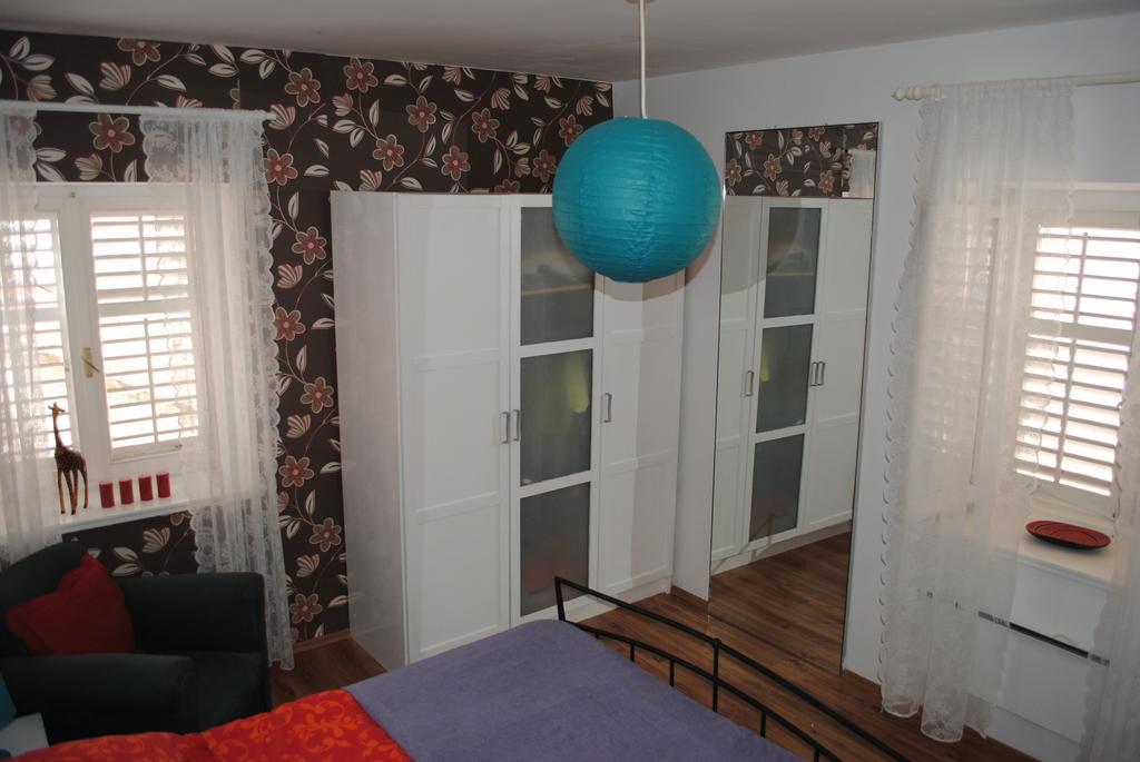 Apartment Optimist Makarska Zimmer foto